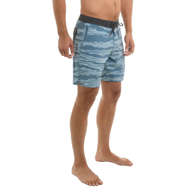 Ledge Boardshorts 18"